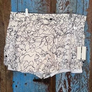 DKNY Shorts Women's Size XL Sport Printed Ruched White Shorts